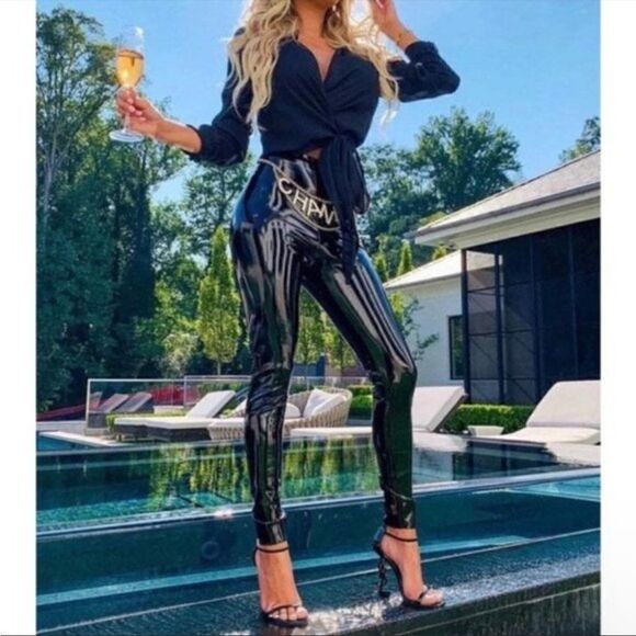 Commando Faux Patent Leather Black Pants Women Size Medium - Picture 13 of 15